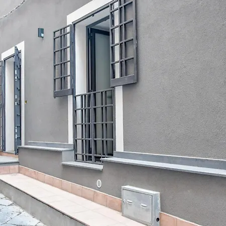 Holiday home Dimora Maura